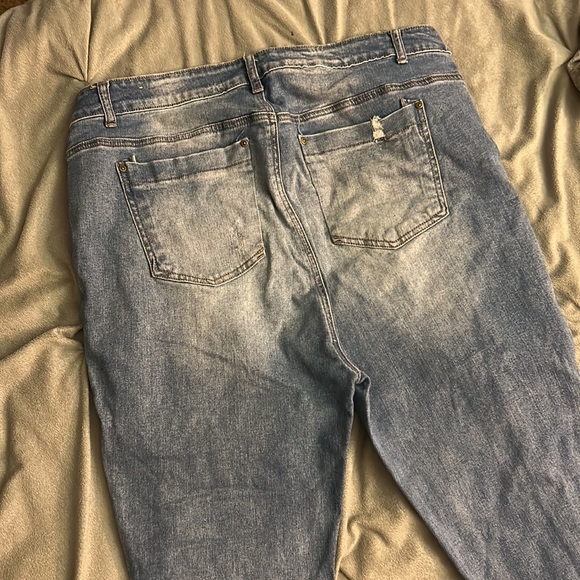 Hot kiss ripped jeans - Picture 4 of 4